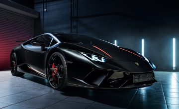 black matte film Lamborghini Huracan