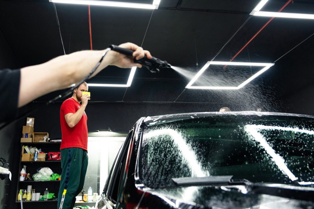 escalade wrapped with film