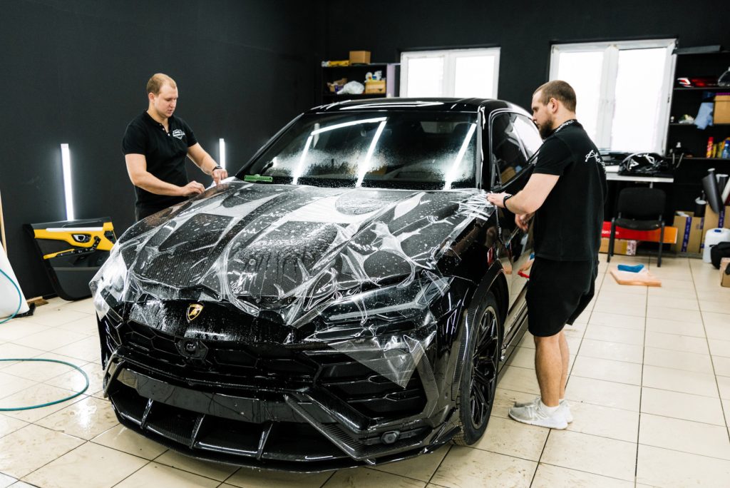 ppf wrapping Lamborghini Urus