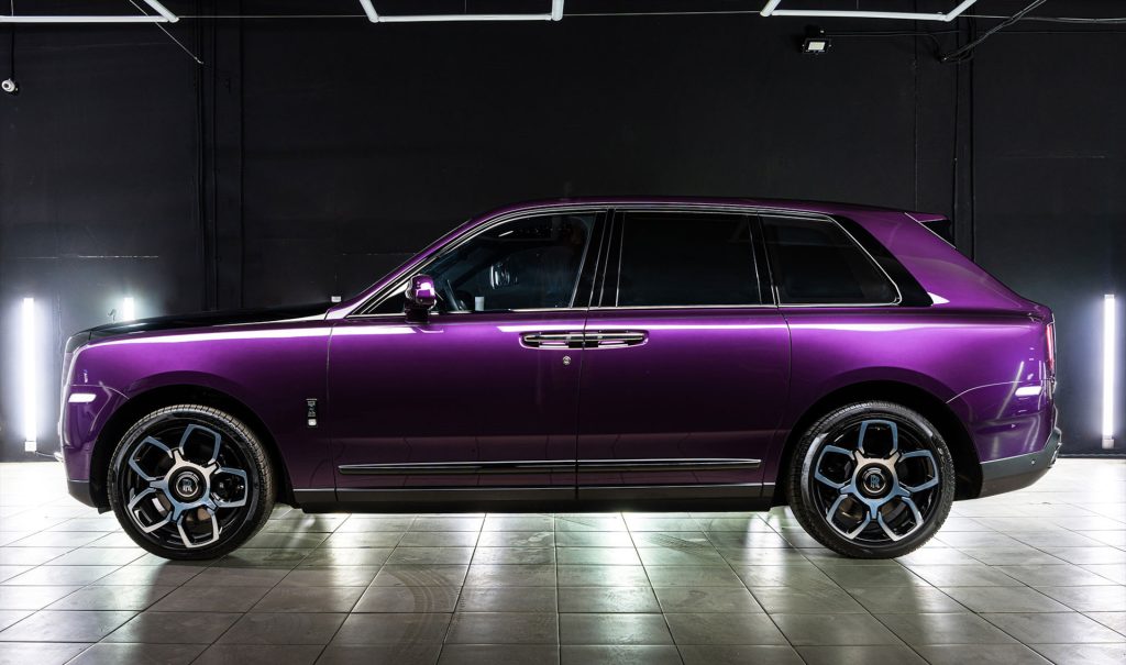purple film Rolls Royce Cullinan